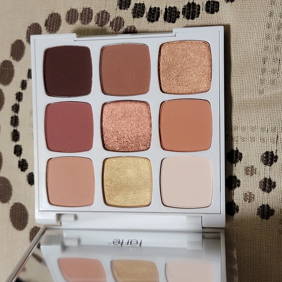 Tarte Tartelette Lil toasted amazonian clay eyeshadow palette - Picture 3 of 4